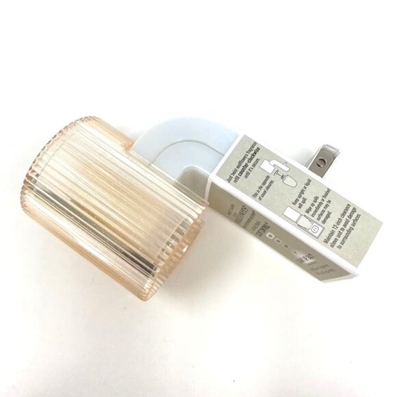 Bath & Body Works Champagne Fluted Wallflower Plug Night Light Scent Control - Picture 3 of 6